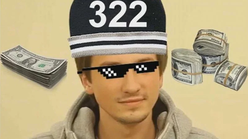 The icon: 322 profiteer with cash.