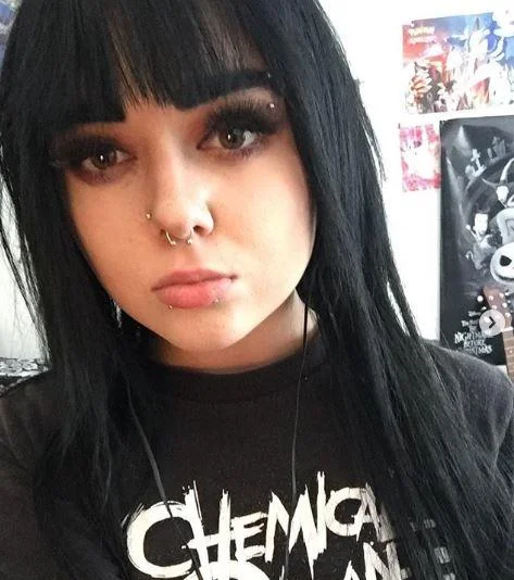 E-Girl / E-Boy