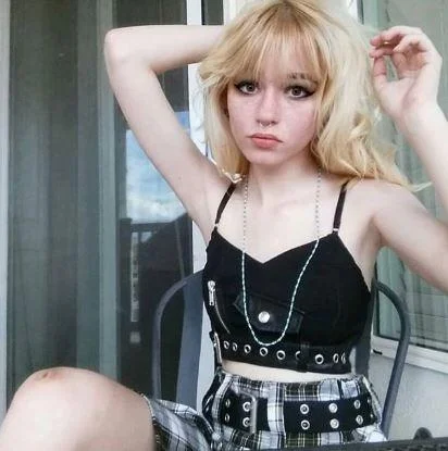 E-Girl / E-Boy