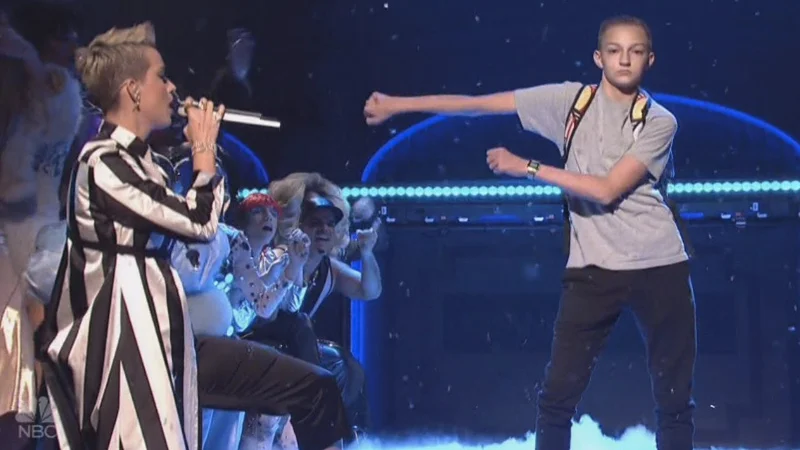 Stage performance captures essence of viral dance move.