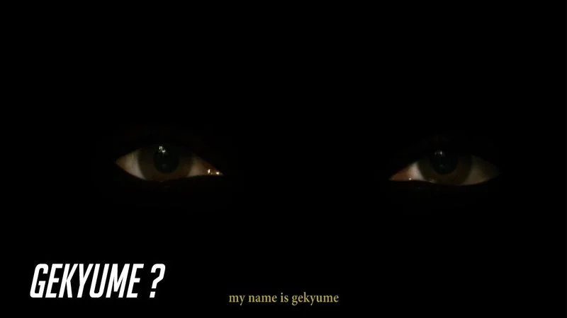Surreal Gekyume glowing eyes meme.