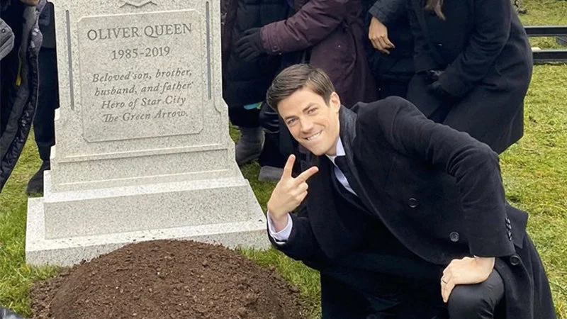 Primary Grant Gustin grave meme.