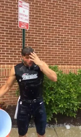 Genuine documentation of the 2014 viral phenomenon.
