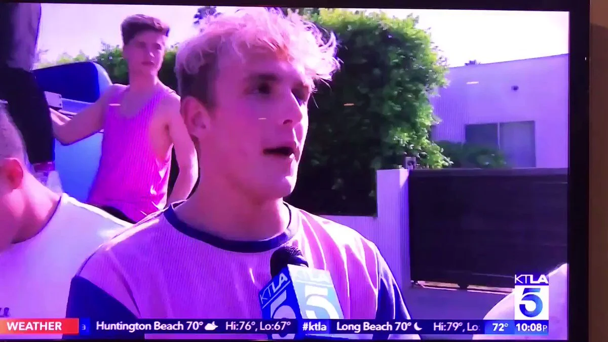 Jake Paul's April 2019 tweet announcing the return of his 'Jake Paul Uncut' vlog series.