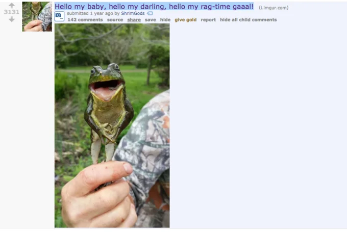 Real frog naturally evoking the singing pose from meme.
