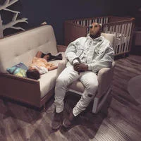 The complete original composition of the Napping Kanye meme.