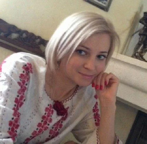 An early personal photo of Natalia Poklonskaya that circulated online during the height of her viral popularity.