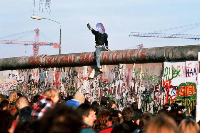 Non-Specific Action Figure at Berlin Wall fall.