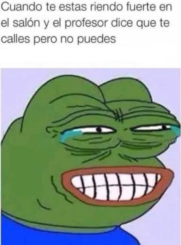 Spanish-language PepeLaugh meme about uncontrollable laughter in the classroom.