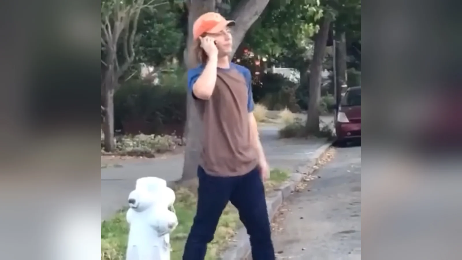 Screenshot from the original 2015 Vine video that launched the 'So No Head?' catchphrase and meme.