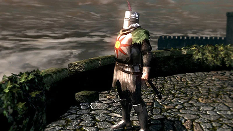 Iconic Solaire praise the sun pose.