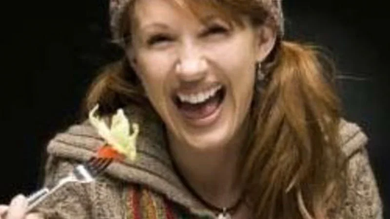 Quintessential salad laughing cliché.