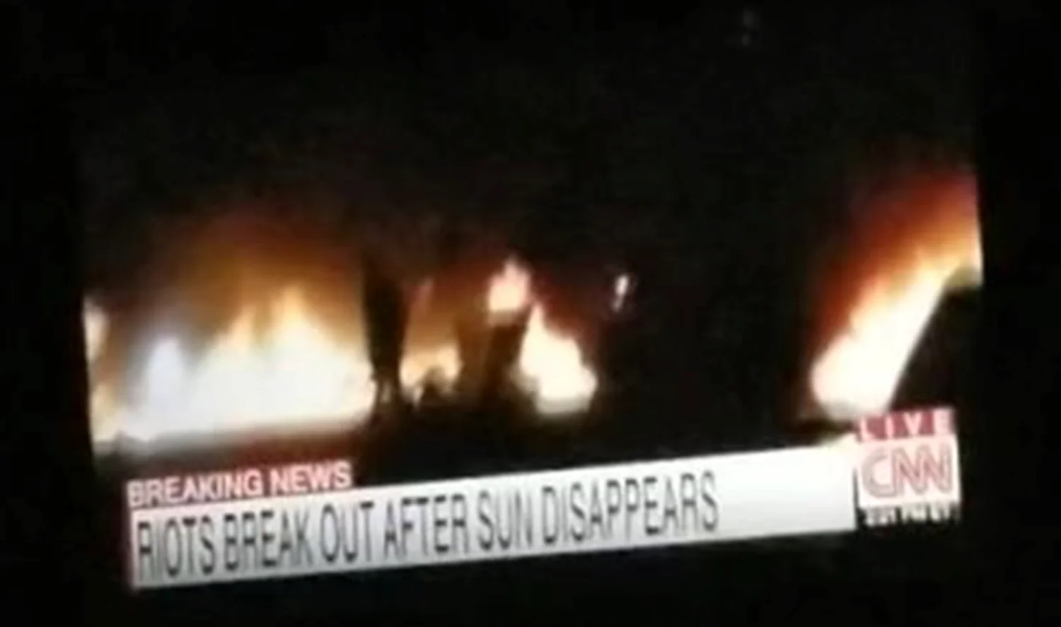 A fictional CNN 'Breaking News' broadcast used as the icon image for The Sun Vanished, depicting riots erupting after the sun disappears.